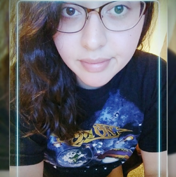 Welcome To My Closet - Picture 1 of 1